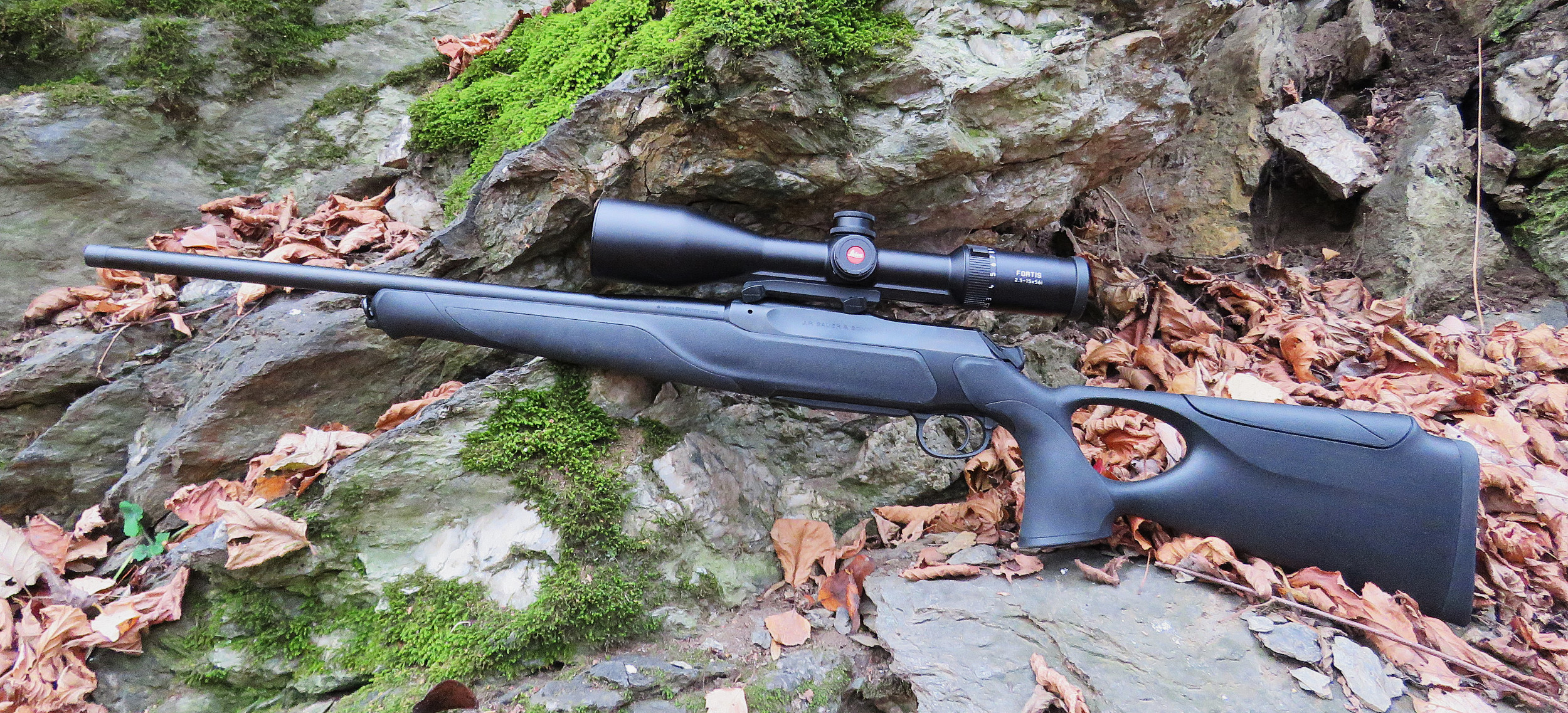 Sauer 505 mit DLC Beschichtung im Cal. .308 Win. Und Leica Fortis 2,5-15x56 i